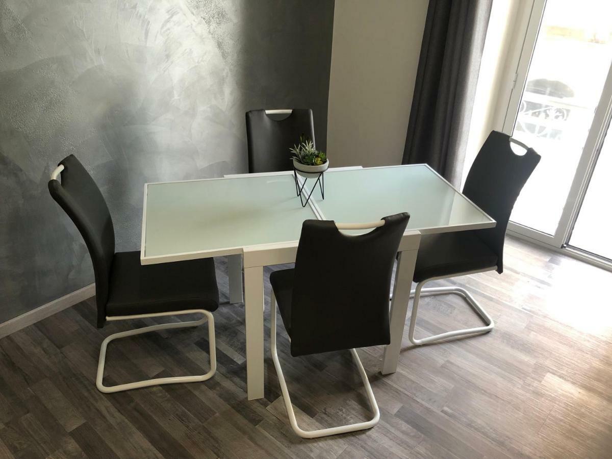 Tembo House - Pantano 2 Apartment คาตาเนีย ภายนอก รูปภาพ